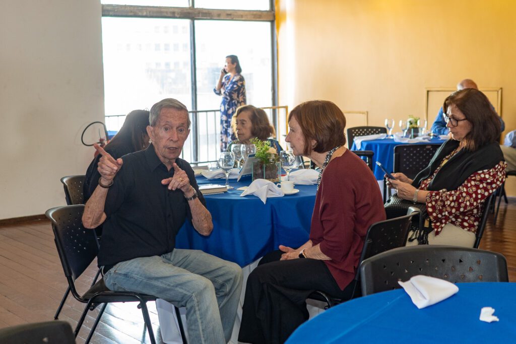 Almoço de Confraternização presta homenagem aos 50 anos da Geomecânica almoco de confraternizacao presta homenagem aos 50 anos da geomecanica almoco de confraternizacao presta homenagem aos 50 anos da geomecanica 50