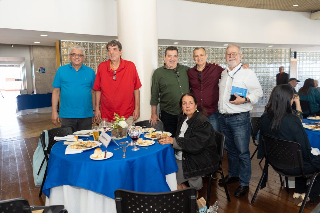 Almoço de Confraternização presta homenagem aos 50 anos da Geomecânica almoco de confraternizacao presta homenagem aos 50 anos da geomecanica almoco de confraternizacao presta homenagem aos 50 anos da geomecanica 56