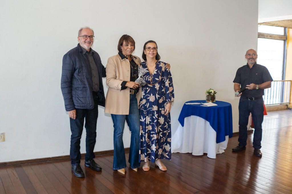 Almoço de Confraternização presta homenagem aos 50 anos da Geomecânica almoco de confraternizacao presta homenagem aos 50 anos da geomecanica almoco de confraternizacao presta homenagem aos 50 anos da geomecanica 61