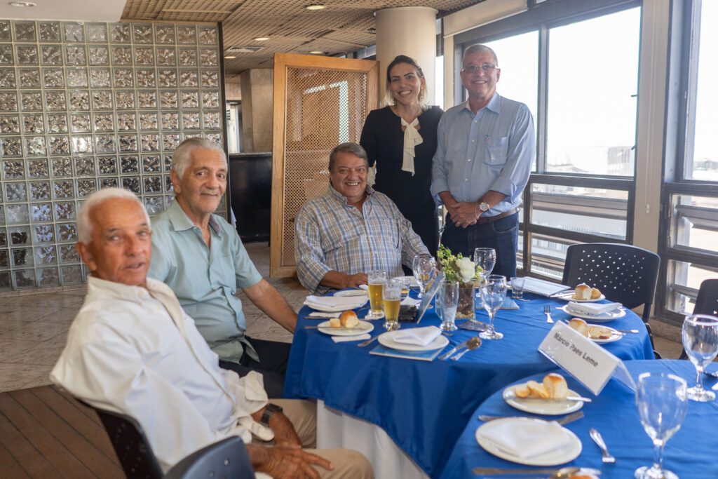 Almoço de Confraternização presta homenagem aos 50 anos da Geomecânica almoco de confraternizacao presta homenagem aos 50 anos da geomecanica almoco de confraternizacao presta homenagem aos 50 anos da geomecanica 79