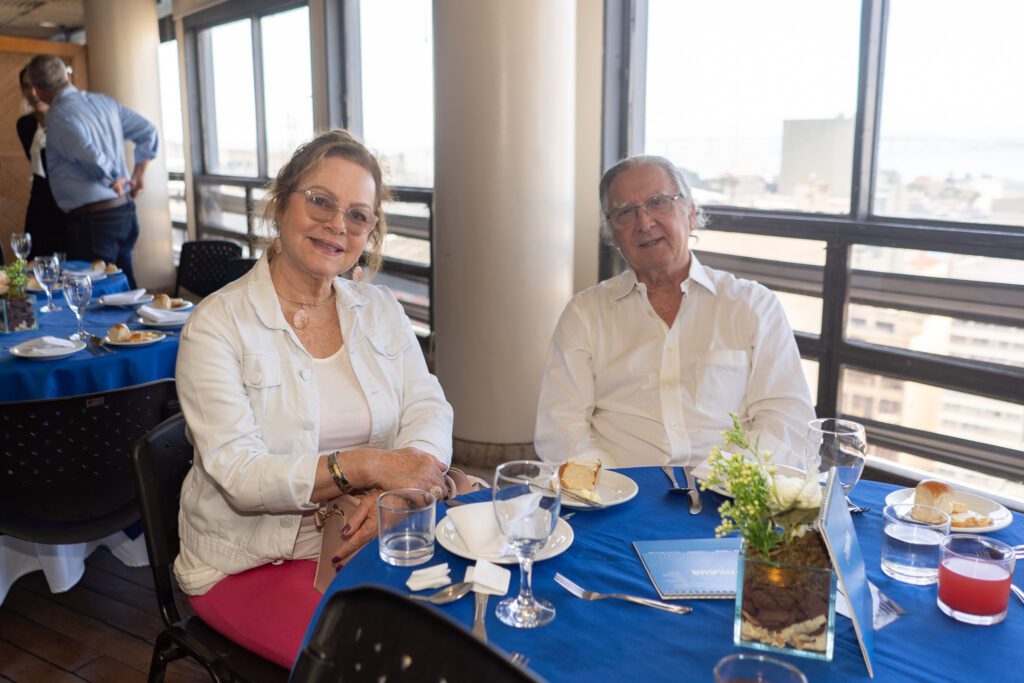 Almoço de Confraternização presta homenagem aos 50 anos da Geomecânica almoco de confraternizacao presta homenagem aos 50 anos da geomecanica almoco de confraternizacao presta homenagem aos 50 anos da geomecanica 80