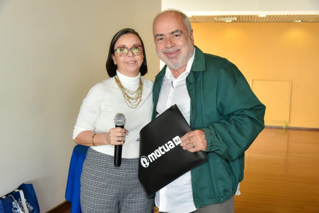 ABEA é homenageada no Almoço do Clube 14 ABEA é homenageada no Almoço do Clube abea e homenageada no almoco do clube abea e homenageada no almoco do clube 13