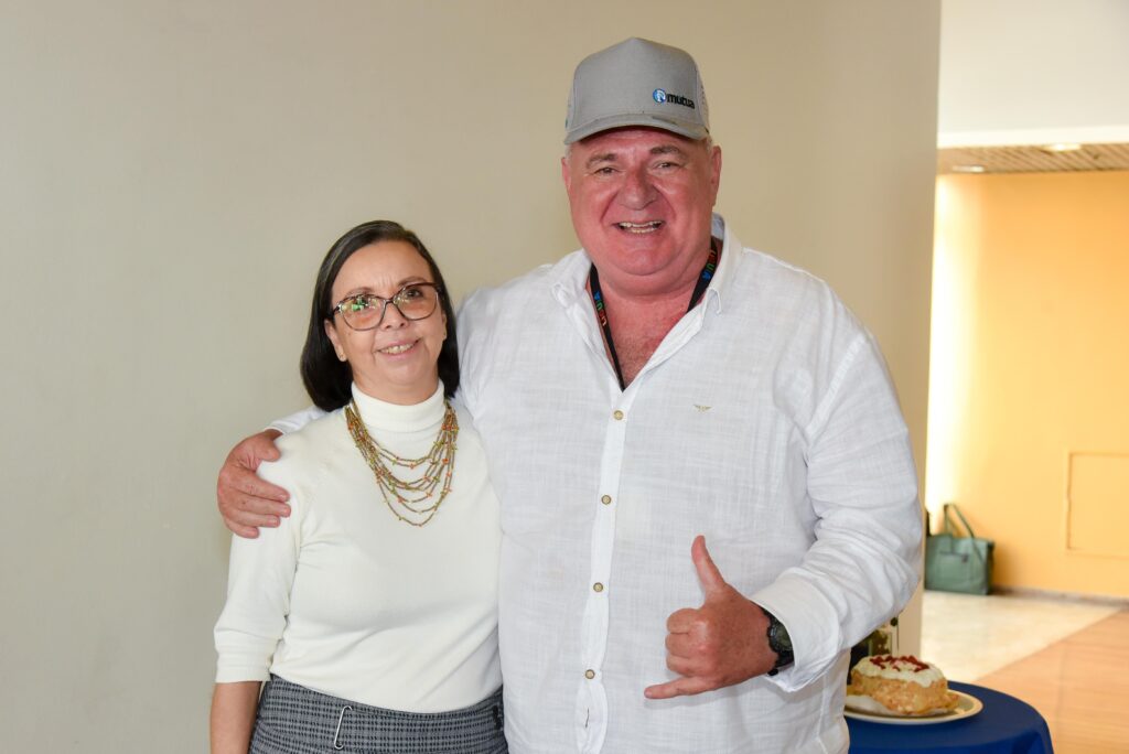 ABEA é homenageada no Almoço do Clube 7 ABEA é homenageada no Almoço do Clube abea e homenageada no almoco do clube abea e homenageada no almoco do clube 6