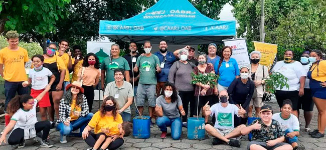 Voluntários ajudam na preservação de áreas verdes no Rio voluntarios ajudam na preservacao de areas verdes no rio voluntarios ajudam na preservacao de areas verdes no rio