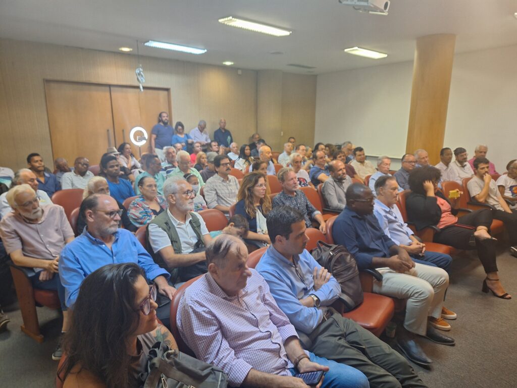 Leonel Brizola recebe homenagem no dia em que completaria 102 anos 3 Leonel Brizola recebe homenagem no dia em que completaria 102 anos leonel brizola recebe homenagem no dia em que completaria 102 anos leonel brizola recebe homenagem no dia em que completaria 102 anos 5