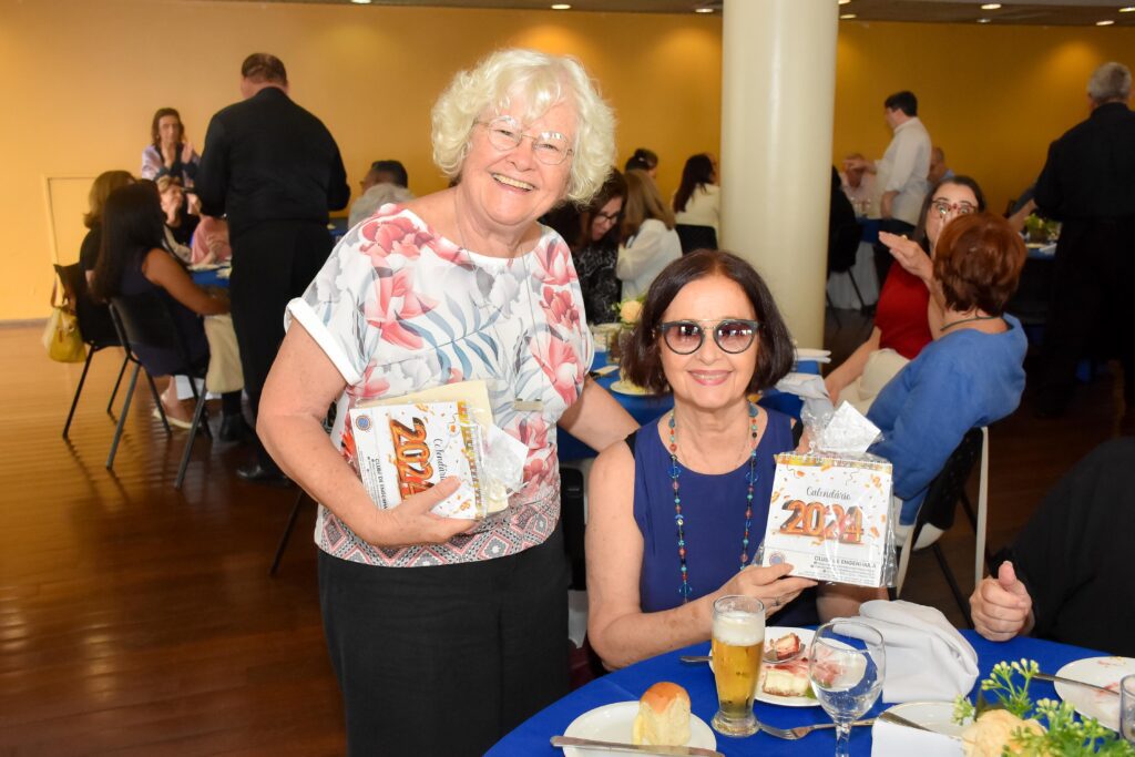 Almoço do Clube presta homenagem às mulheres 11 Almoço do Clube presta homenagem às mulheres almoco do clube presta homenagem as mulheres almoco do clube presta homenagem as mulheres 10