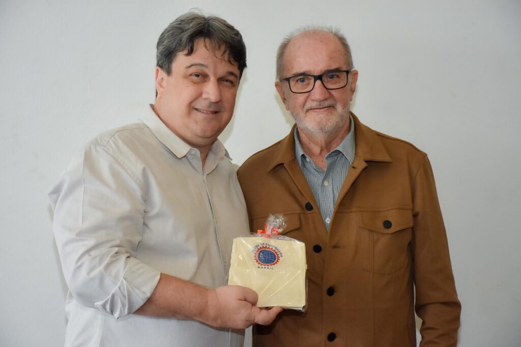 Almoço do Clube presta homenagem às mulheres 23 Almoço do Clube presta homenagem às mulheres almoco do clube presta homenagem as mulheres almoco do clube presta homenagem as mulheres 22