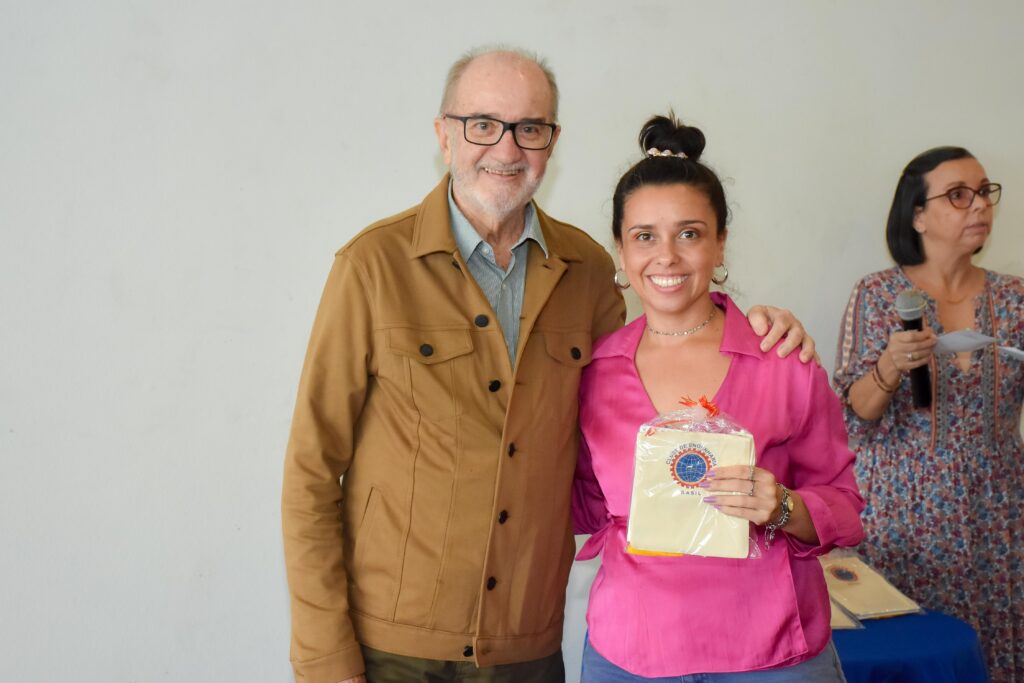 Almoço do Clube presta homenagem às mulheres 33 Almoço do Clube presta homenagem às mulheres almoco do clube presta homenagem as mulheres almoco do clube presta homenagem as mulheres 32