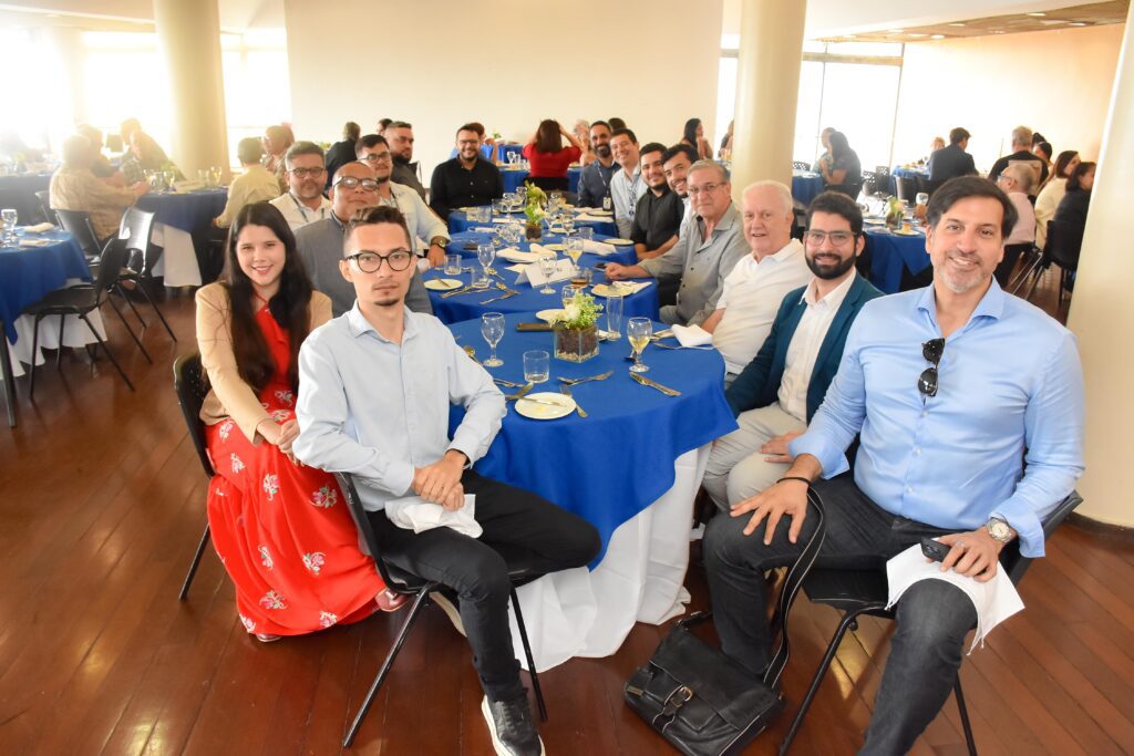 Almoço do Clube presta homenagem às mulheres 53 Almoço do Clube presta homenagem às mulheres almoco do clube presta homenagem as mulheres almoco do clube presta homenagem as mulheres 52