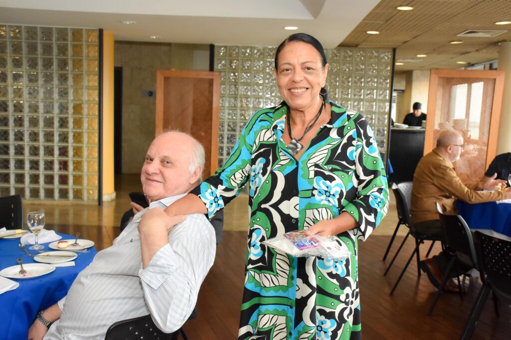 Almoço do Clube presta homenagem às mulheres 9 Almoço do Clube presta homenagem às mulheres almoco do clube presta homenagem as mulheres almoco do clube presta homenagem as mulheres 8