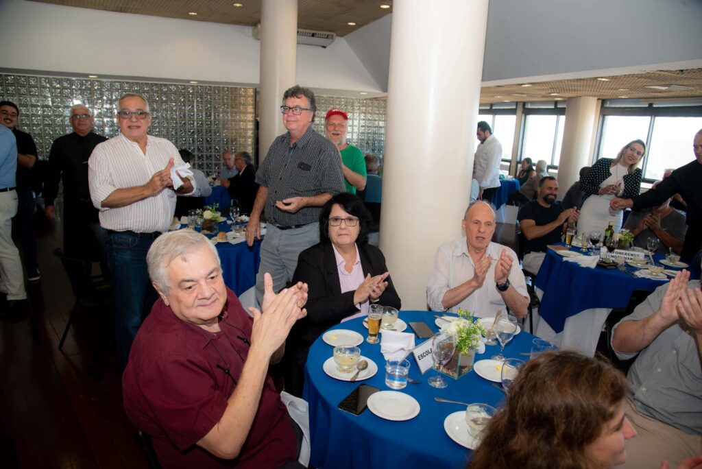 Almoço do Clube homenageia os 150 anos da Escola Politécnica da UFRJ 1 Almoço do Clube homenageia os 150 anos da Escola Politécnica da UFRJ f45 6838 1 1
