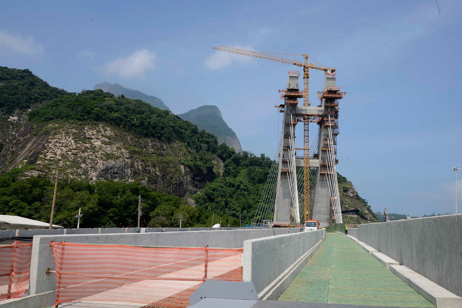 Os desafios da construção da Linha 4 do metrô no Rio de Janeiro 08 11 foto ponte estaiada em novembro 2015 foto de j.p. engelbrecht barra gerj1