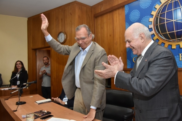 Pedro Celestino assume presidência com nova diretoria e terço do Conselho Diretor 1442350723
