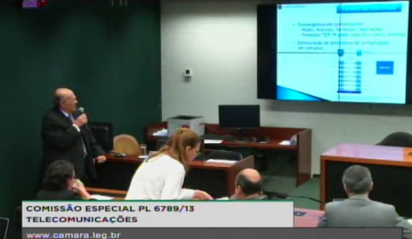 Clube de Engenharia expõe em Brasília posicionamento sobre mudança na Lei Geral de Telecomunicações 1 Clube de Engenharia expõe em Brasília posicionamento sobre mudança na Lei Geral de Telecomunicações 1447945313