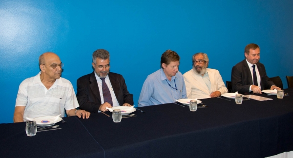 Clube de Engenharia recebe direção da Cedae 2 Clube de Engenharia recebe direção da Cedae 1493066332