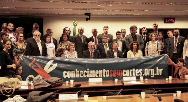 SBPC entrega a Carta aos Parlamentares Brasileiros 1 SBPC entrega a Carta aos Parlamentares Brasileiros 1508186518