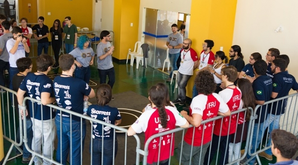 Encontro de tecnologia reúne 500 participantes no Clube de Engenharia 1520874086
