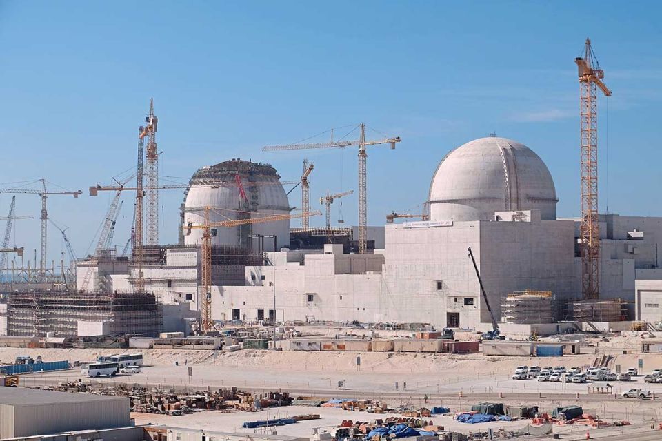 Concluída mais uma etapa da maior construção nuclear do mundo, em Abu Dhabi 1 Concluída mais uma etapa da maior construção nuclear do mundo, em Abu Dhabi abu dhabi nuclear