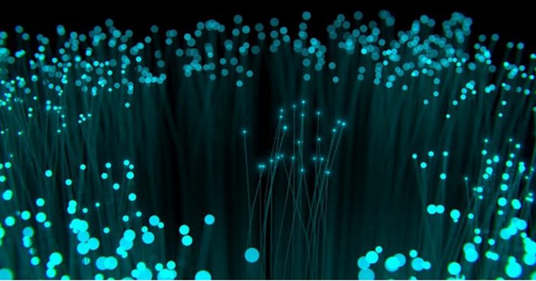 Sociedade civil questiona a lei que redefine as telecomunicações no Brasil imagem nota 1