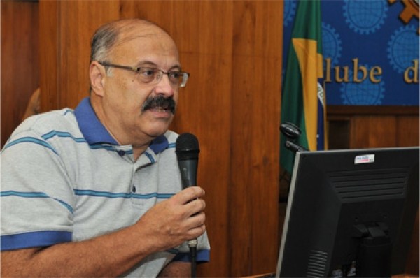 Clube de Engenharia na democratização da comunicação marcio patusco foto fernando alvim