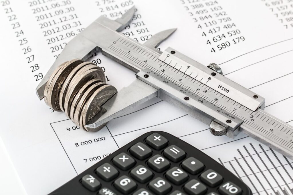 Distribuição de recursos escassos savings 2789153 1920
