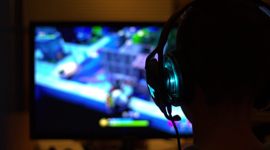 Indústria dos Games pode trazer impactos positivos para a geração de emprego, educação e gestão de pessoas 1 Indústria dos Games pode trazer impactos positivos para a geração de emprego, educação e gestão de pessoas trabalhar na industria dos games 02