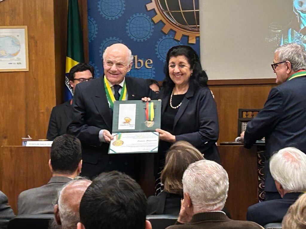 Clube de Engenharia do Brasil celebra 200 anos de amizade e paz entre Brasil e Portugal 13 Clube de Engenharia do Brasil celebra 200 anos de amizade e paz entre Brasil e Portugal clube de engenharia do brasil celebra 200 anos de amizade e paz entre brasil e portugal clube de engenharia do brasil celebra 200 anos de amizade e paz entre brasil e portugal 13