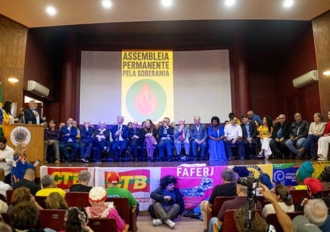 Assembleia permanente é criada em prol da soberania nacional rz100074 rz100074