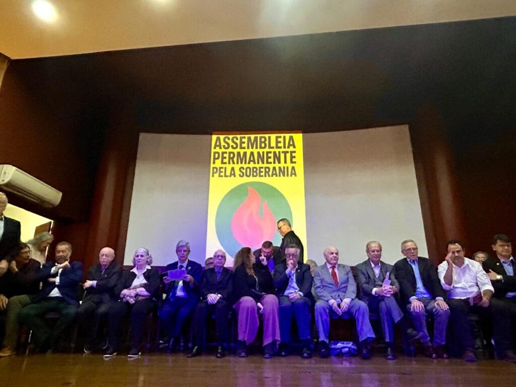 Mais de mil pessoas participam de lançamento de Manifesto pela Soberania no Clube de Engenharia do Brasil 30 Mais de mil pessoas participam de lançamento de Manifesto pela Soberania no Clube de Engenharia do Brasil whatsapp image 2025 09 02 at 11.43.51 am 1 whatsapp image 2025 09 02 at 11.43.51 am 1