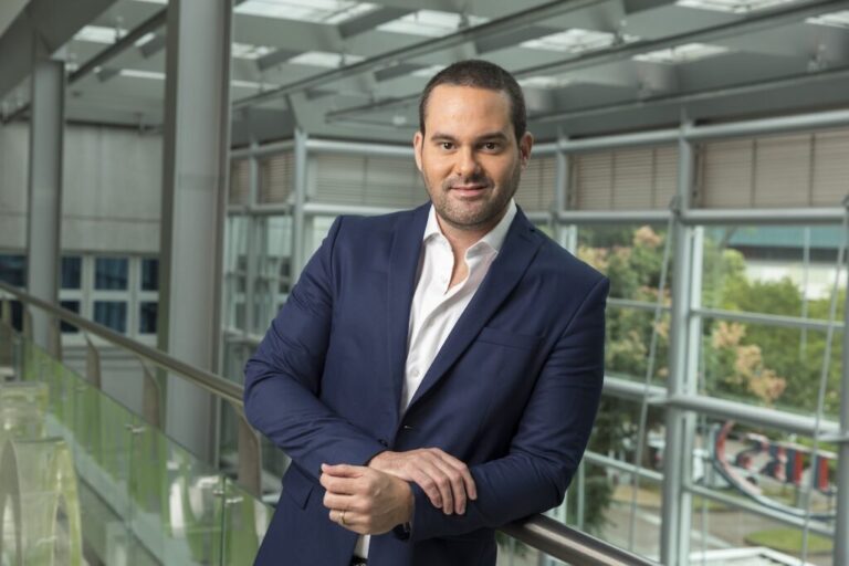 Clube de Engenharia ambar quer concluir angra 3 e construir novas usinas nucleares no pais ambar quer concluir angra 3 e construir novas usinas nucleares no pais