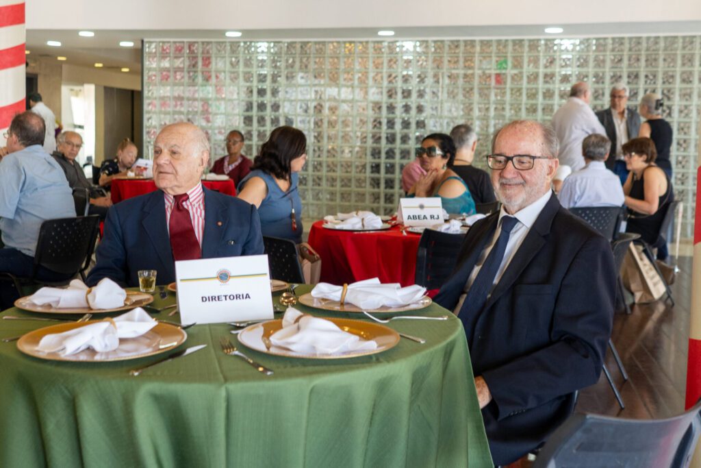 Almoço dá início a celebrações dos 145 anos do Clube 1 Almoço dá início a celebrações dos 145 anos do Clube rz100017 rz100017