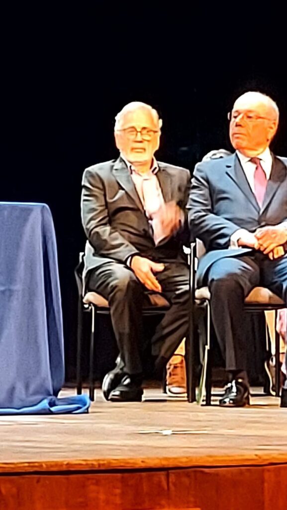 Fernando Peregrino, vice-presidente do Clube de Engenharia do Brasil, recebe homenagem da UFF whatsapp image 2025 12 04 at 12.07.24 whatsapp image 2025 12 04 at 12.07.24