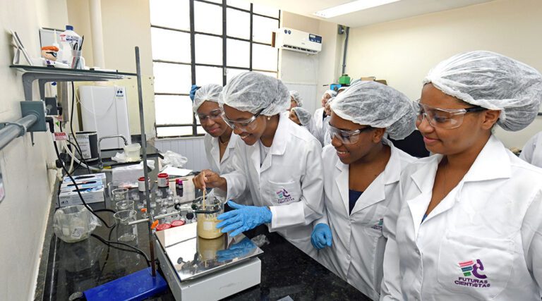 Clube de Engenharia futuras cientistas uerj futuras cientistas uerj futuras cientistas uerj futuras cientistas uerj