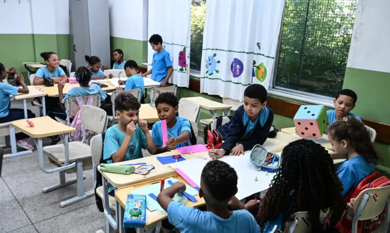 Clube de Engenharia divulgacao leia brasil 2.jpg divulgacao leia brasil 2.jpg 1