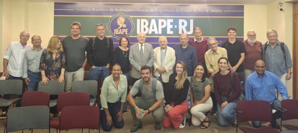 Francis Bogossian defende maior união de entidades de engenharia em prol da qualidade das obras públicas whatsapp image 2026 05 13 at 18.54.44 1 whatsapp image 2026 05 13 at 18.54.44 1