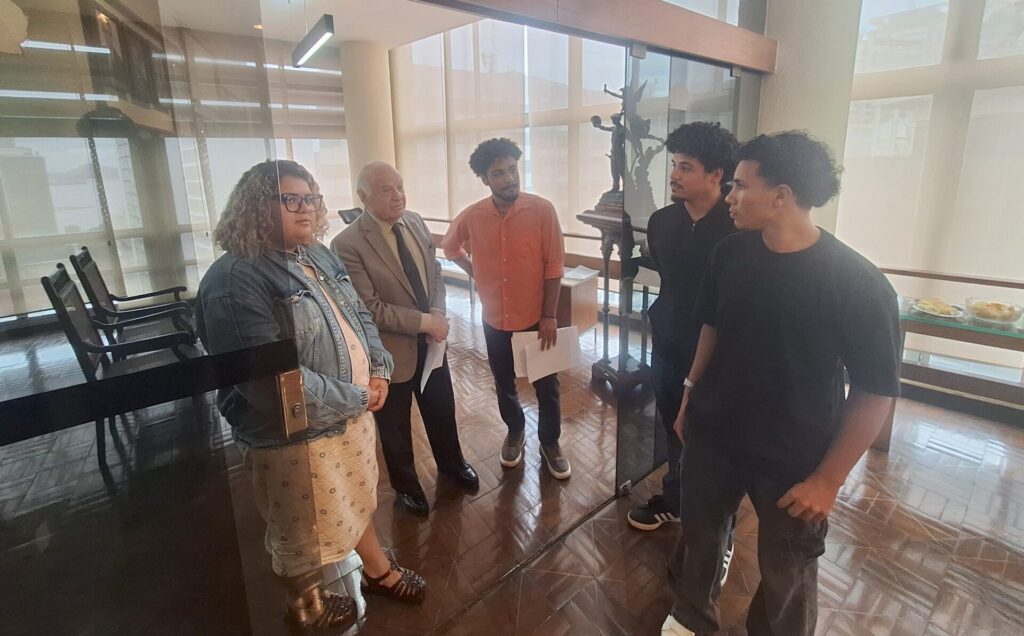 Estudantes são recebidos para o “Café com o Presidente” estudantes sao recebidos para o cafe com o presidente estudantes sao recebidos para o cafe com o presidente 1