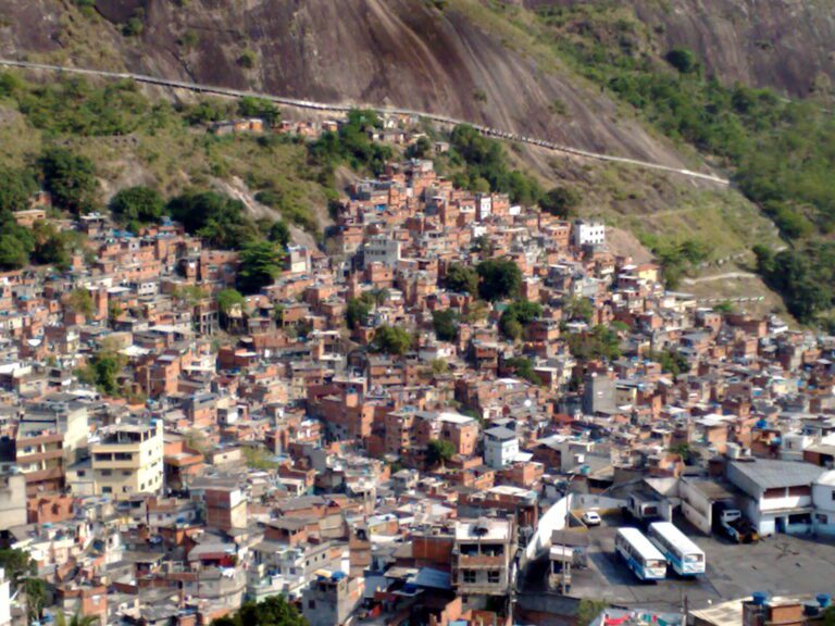 Clube de Engenharia habitacao de interesse social precisa de maior atencao do poder publico habitacao de interesse social precisa de maior atencao do poder publico