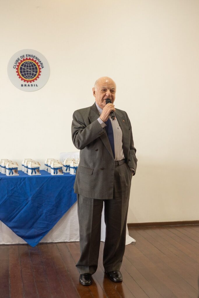 Almoço de julho no Clube presta homenagem a Paulo Poggi e aos aniversariantes almoco de julho no clube presta homenagem a paulo poggi e aos aniversariantes almoco de julho no clube presta homenagem a paulo poggi e aos aniversariantes 21