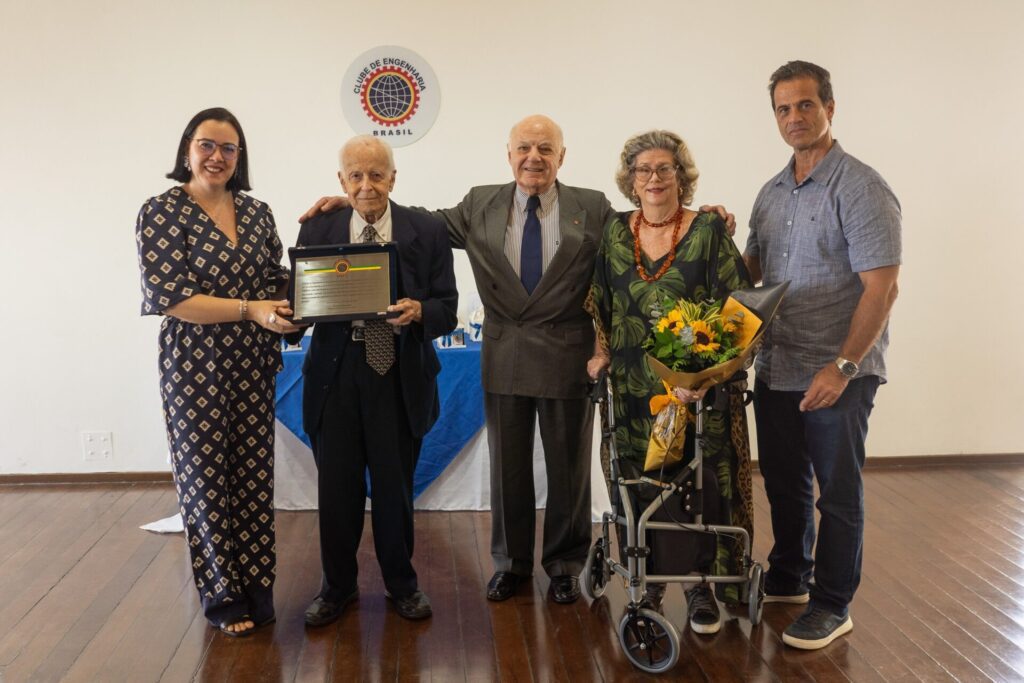 Almoço de julho no Clube presta homenagem a Paulo Poggi e aos aniversariantes almoco de julho no clube presta homenagem a paulo poggi e aos aniversariantes almoco de julho no clube presta homenagem a paulo poggi e aos aniversariantes 24