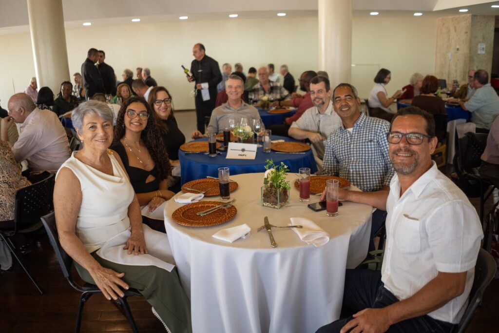 Almoço de julho no Clube presta homenagem a Paulo Poggi e aos aniversariantes almoco de julho no clube presta homenagem a paulo poggi e aos aniversariantes almoco de julho no clube presta homenagem a paulo poggi e aos aniversariantes 32