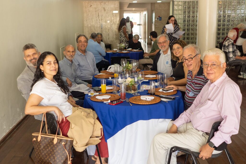 Almoço de julho no Clube presta homenagem a Paulo Poggi e aos aniversariantes almoco de julho no clube presta homenagem a paulo poggi e aos aniversariantes almoco de julho no clube presta homenagem a paulo poggi e aos aniversariantes 33