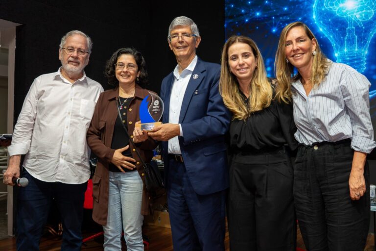 Clube de Engenharia ufrj premia vencedores do concurso de solucoes inovadoras ufrj premia vencedores do concurso de solucoes inovadoras