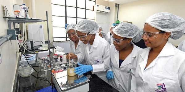 futuras-cientistas-uerj