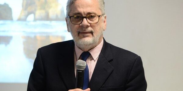 Fernando-Peregrino_pres_Confies