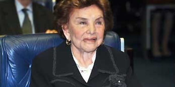 Clara Steinberg foi homenageda no Congresso Nacional