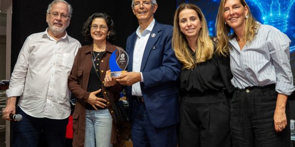 premio-solucoes-inovadoras-moises-pimentel-sgcom-ufrj-12-1536x1024